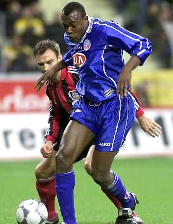 贴和支持 贴和支持